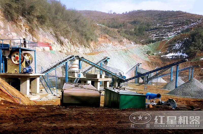 兩級遞進碎石作業現場